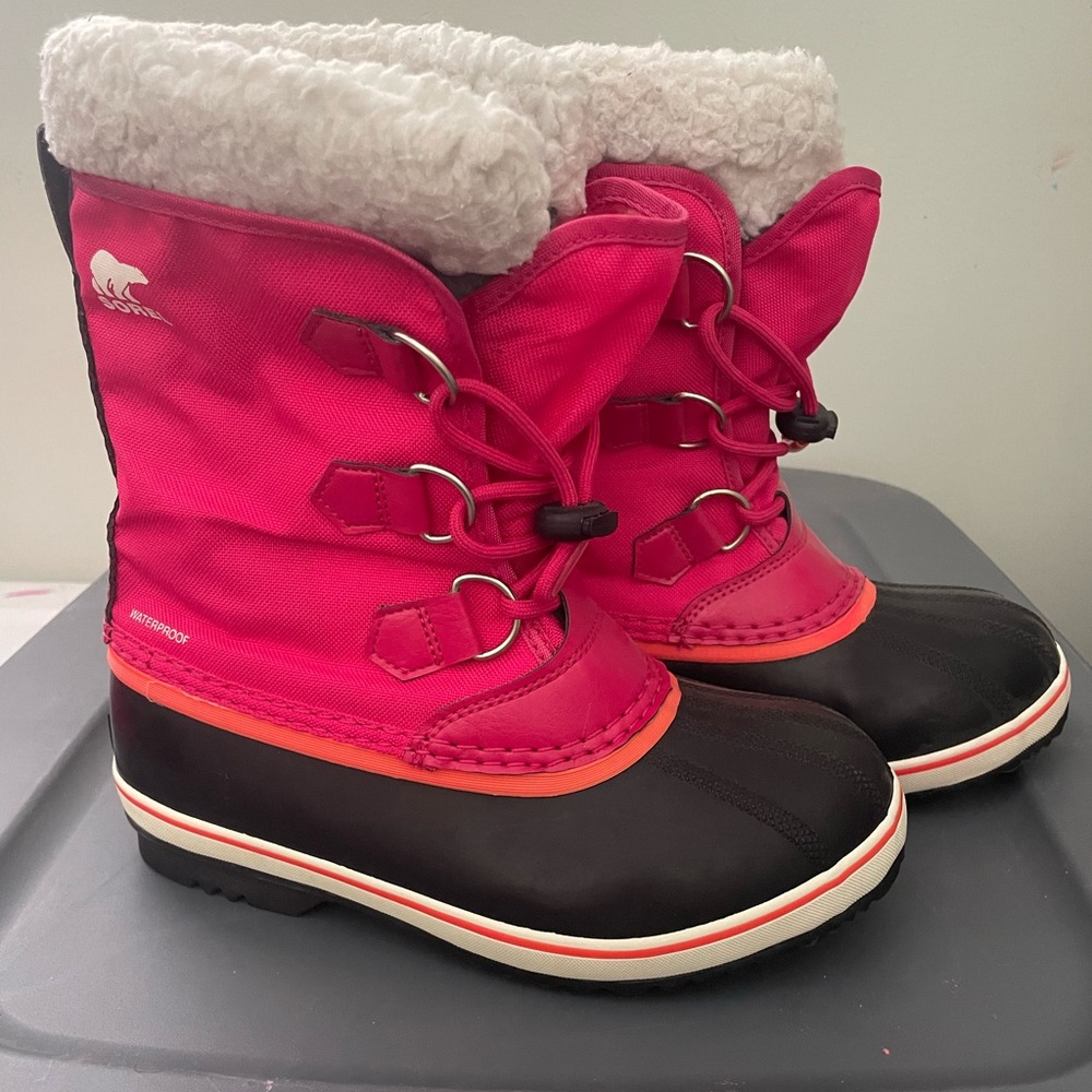 Girls winter boots Sorel